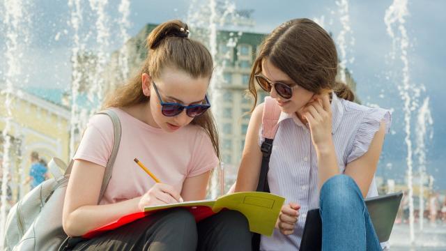 Gambar Artikel Mahasiswa Indonesia Dalam Dinamika Kehidupan Akademik Dan Sosial Di Kampus