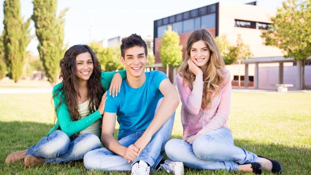 Gambar Artikel Dinamika Pergaulan Mahasiswa Di Era Digital