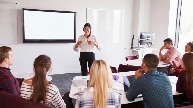 Mahasiswa Indonesia Dalam Dinamika Akademik, Organisasi, Dan Peran Dosen