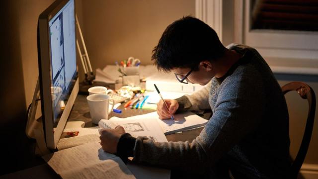 Mahasiswa Indonesia Dalam Dinamika Budaya Akademik Dan Tradisi Kampus