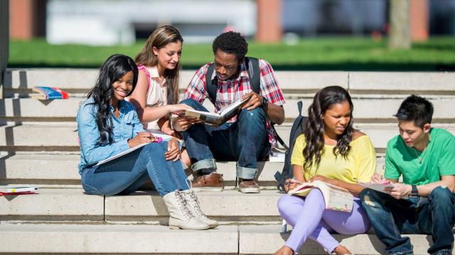 Gambar Artikel Mahasiswa Dan Kesehatan Mental: Menavigasi Tekanan Hidup Di Era Modern