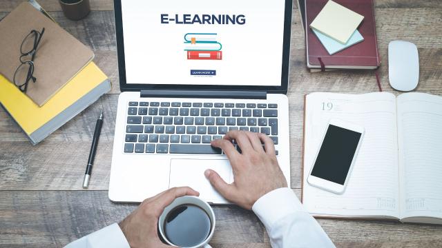 Mahasiswa Dan Digitalisasi Akademik: Menyambut Era AI Dan Teknologi Pembelajaran”