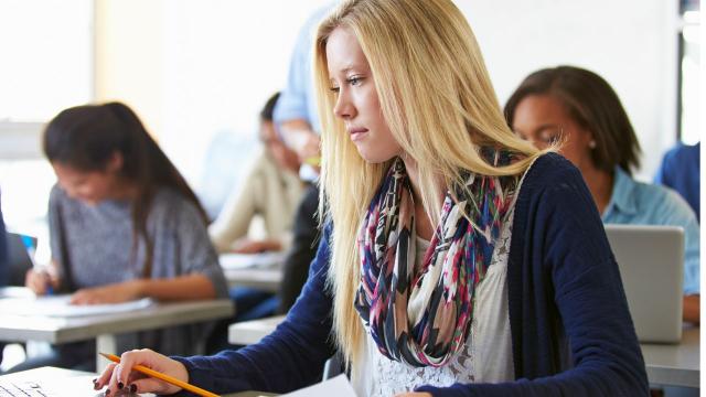 Gambar Artikel Mahasiswa Dan Etika Digital: Menjadi Cerdas, Bertanggung Jawab, Dan Beradab Di Dunia Maya