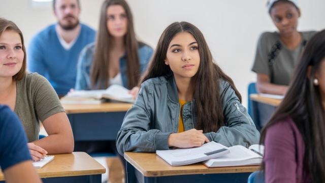 Mahasiswa Difabel Di Kampus Indonesia: Antara Semangat Inklusi Dan Tantangan Nyata