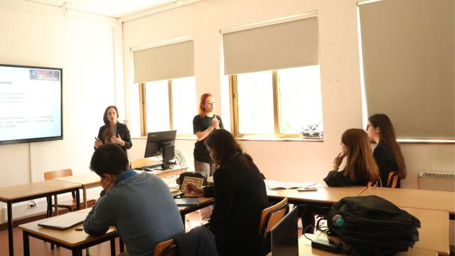 Antara Ideal Dan Realita: Pengalaman Mahasiswa Menghadapi Dosen Dengan Gaya Mengajar Beragam