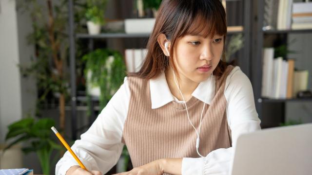 Gambar Artikel Kemandirian Mahasiswa: Dari Kos Hingga Kehidupan Holistik