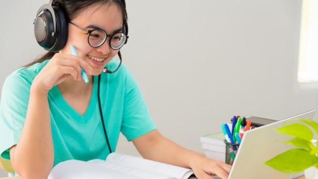 Realitas Finansial Mahasiswa: Antara Uang Saku, Kebutuhan Hidup, Dan Strategi Bertahan