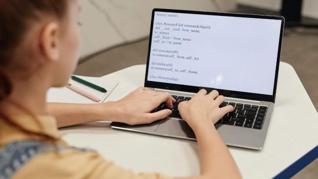 Teknologi Dan AI Di Kampus: Perubahan Cara Belajar Mahasiswa Indonesia