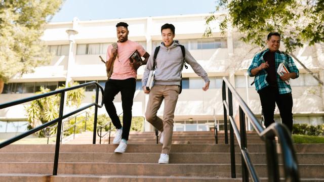 Gambar Artikel Mahasiswa Dan Kehidupan Di Kos Sebagai Proses Belajar Mandiri