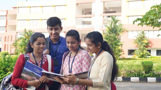 Gambar Artikel Manfaat Mengikuti Seminar Dan Workshop Untuk Mahasiswa