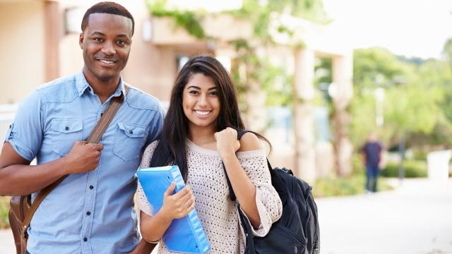 Gambar Artikel Tantangan Mahasiswa Indonesia Di Era Digital