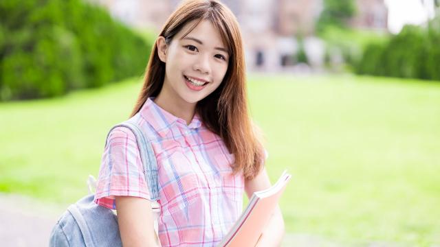 Gambar Artikel Memilih Jurusan Kuliah: Antara Minat Dan Prospek Kerja