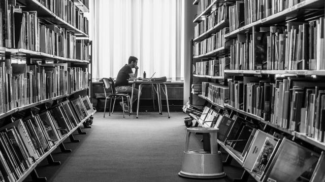 Mahasiswa Perantau Dan Proses Adaptasi Di Kota Baru