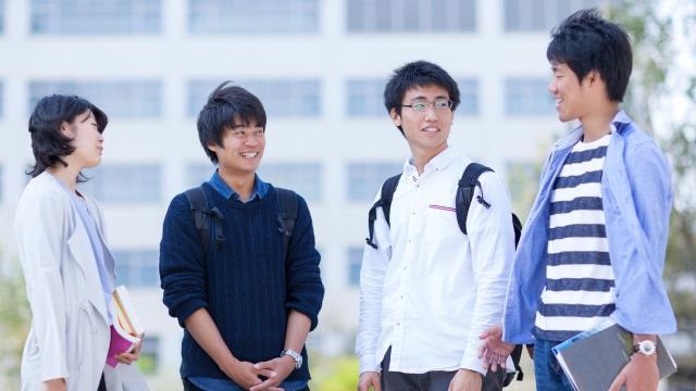 Gambar Artikel Mahasiswa Dan Peran Beasiswa Dalam Mendukung Pendidikan Tinggi