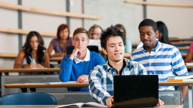 Gambar Artikel Mahasiswa Dan Tantangan Adaptasi Bagi Mahasiswa Baru