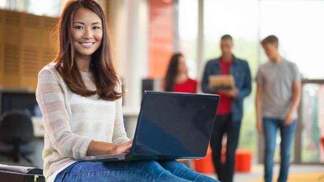 Gambar Artikel Mahasiswa Dan Strategi Menghadapi Tekanan Akademik Di Perguruan Tinggi