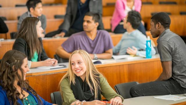 Gambar Artikel Mahasiswa Dan Peran Kampus Dalam Membangun Budaya Akademik Yang Sehat