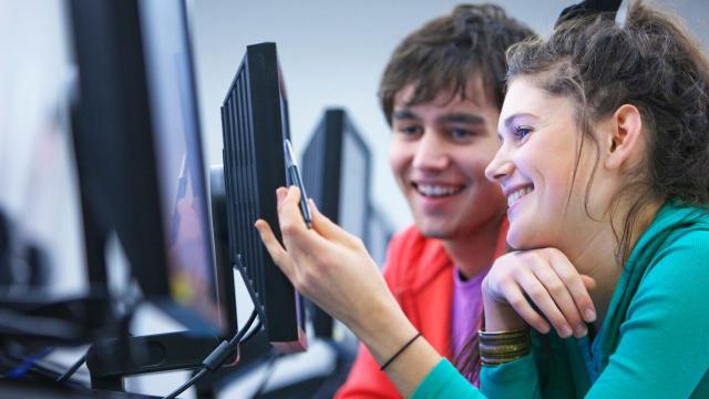 Gambar Artikel Realita Kehidupan Mahasiswa Baru Di Indonesia