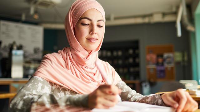 Gambar Artikel Kesehatan Fisik Mahasiswa Di Tengah Padatnya Jadwal Kuliah
