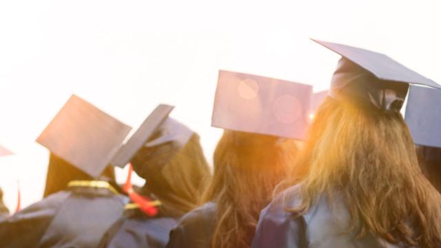 Gambar Artikel Manajemen Waktu Mahasiswa Antara Kuliah Dan Aktivitas Nonakademik