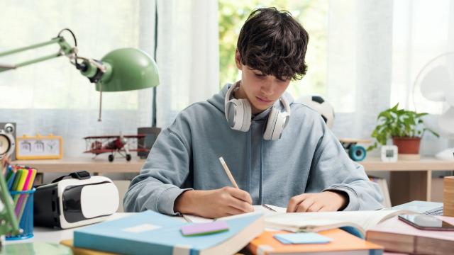 Gambar Artikel Mahasiswa Dan Keseimbangan Hidup: Antara Studi Dan Aktivitas Non-Akademik