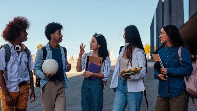 Gambar Artikel Mahasiswa Dan Peran Dalam Pengembangan Kreativitas Literasi