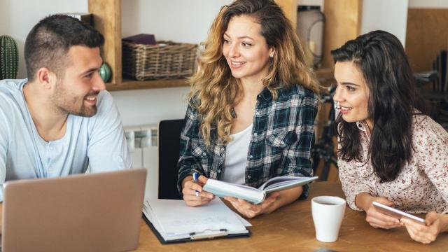 Gambar Artikel Mahasiswa Kreatif Digital: Membangun Portofolio Di Era Teknologi