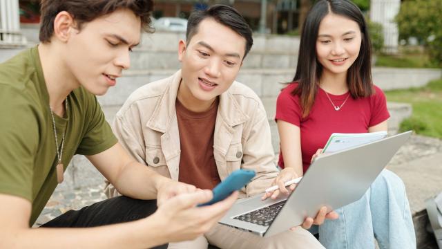 Mahasiswa Dan Kesiapan Karier: Membangun Masa Depan Sejak Bangku Kuliah