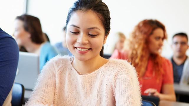 Gambar Artikel Strategi Mahasiswa Mengelola Keuangan Pribadi Selama Kuliah