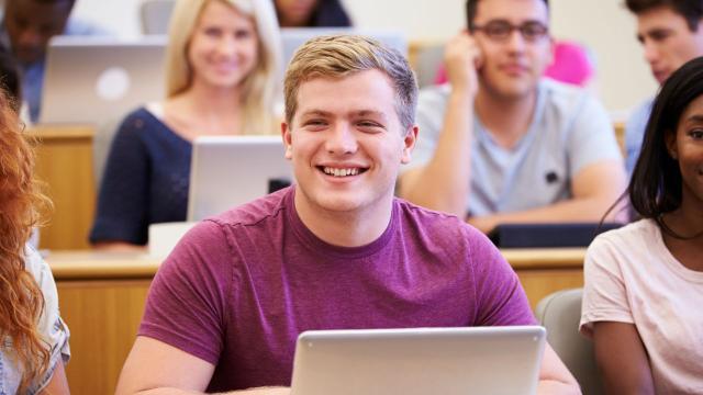 Gambar Artikel Strategi Mahasiswa Meningkatkan Kemampuan Berpikir Kritis