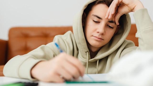 Peran Mahasiswa Dalam Menjaga Etika Dan Moral Di Lingkungan Kampus