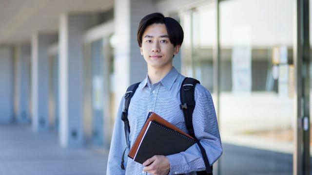 Gambar Artikel Mahasiswa Dan Upaya Menjaga Keseimbangan Antara Akademik Dan Kehidupan Pribadi