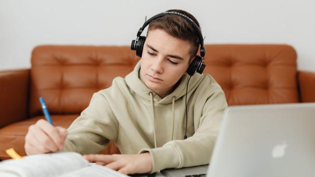 Gambar Artikel Mahasiswa Sebagai Agen Perubahan Dalam Lingkungan Kampus Dan Masyarakat