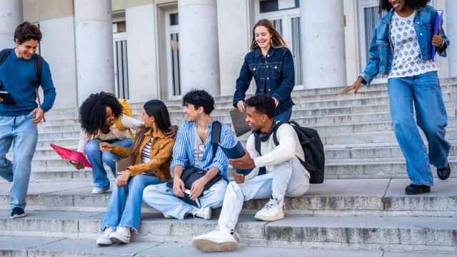 Kontribusi Mahasiswa Dalam Meningkatkan Kualitas Pendidikan Tinggi Di Indonesia