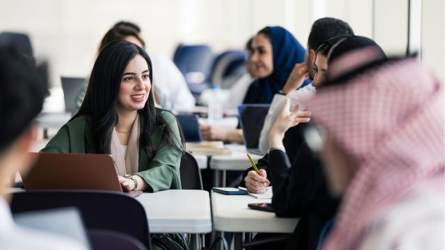 Gambar Artikel Dinamika Kehidupan Mahasiswa Di Universitas Indonesia: Antara Akademik, Karakter, Dan Kesejahteraan