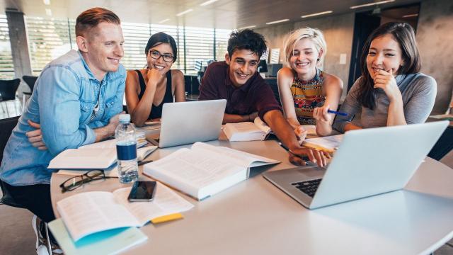 Gambar Artikel Membangun Lingkungan Kampus Yang Sehat Dan Inklusif Bagi Mahasiswa Indonesia