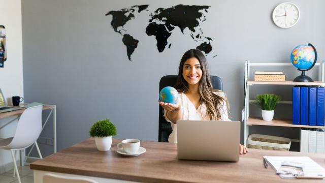 Gambar Artikel Mahasiswa Dan Kepemimpinan Global: Menyiapkan Generasi Profesional Yang Kompeten