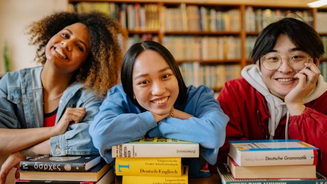 Gambar Artikel Kepemimpinan Mahasiswa Di Era Modern: Menjadi Inspirasi Di Tengah Dinamika Zaman