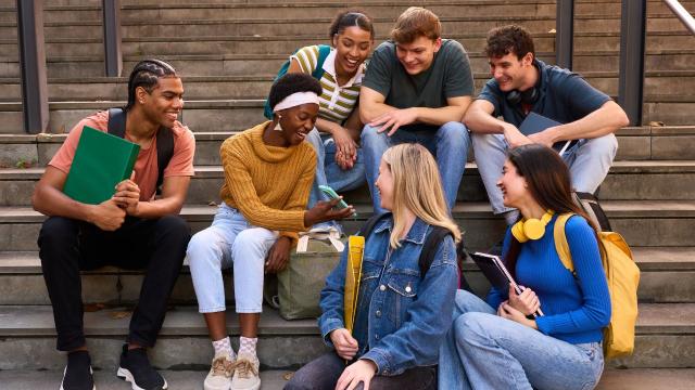 Gambar Artikel Peran Kegiatan Kampus Dalam Mengembangkan Potensi Mahasiswa Di Universitas Indonesia