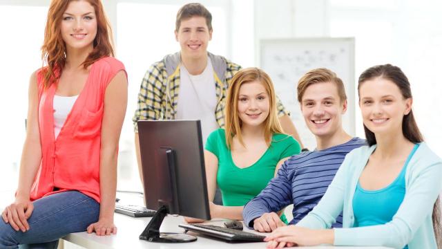 Gambar Artikel Mahasiswa Strategis: Mengelola Akademik, Organisasi, Dan Kesehatan Untuk Masa Depan Gemilang