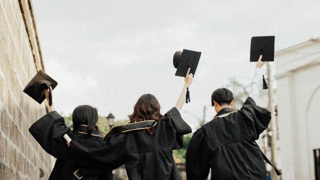 Perjalanan Mahasiswa Menuju Kesuksesan Akademik Dan Sosial