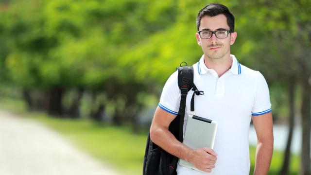 Gambar Artikel Menjadi Mahasiswa Tangguh Di Tengah Tantangan Global