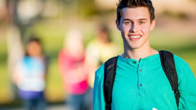 Menjadi Mahasiswa Positif Dan Siap Berkembang Di Segala Situasi