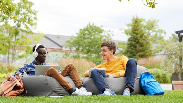 Gambar Artikel Menjadi Mahasiswa Berintegritas Dan Dipercaya Banyak Orang